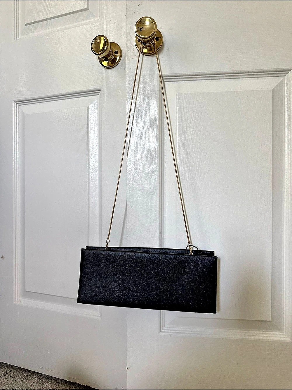 Black Rectangle Chain Clutch